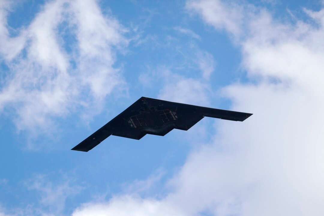 Stealth Bombers on the Move: B-2 Spirits Depart for the Pacific