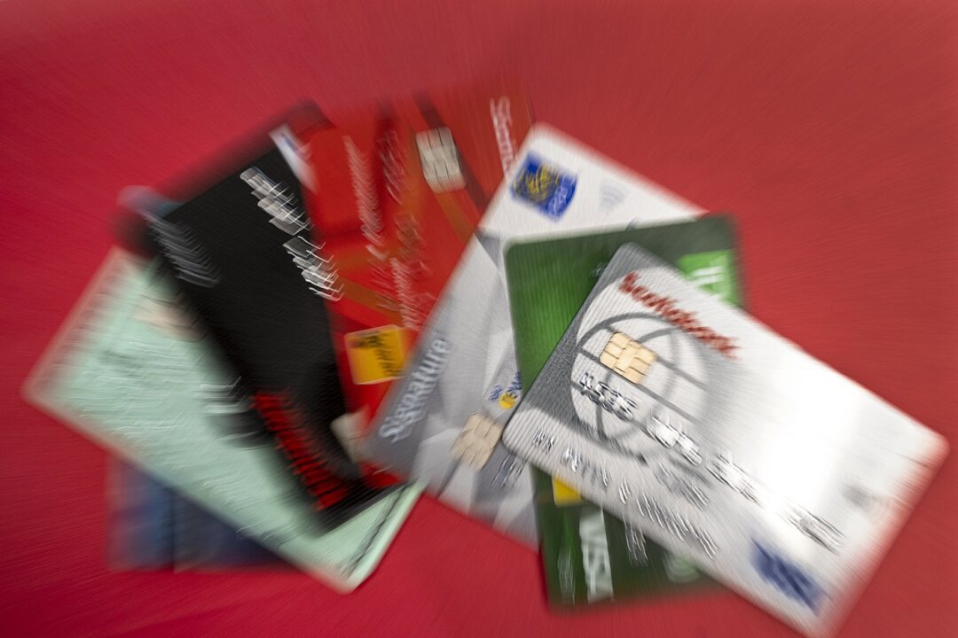 Canadian Household Debt Continues to Climb: A Worrying Trend?
