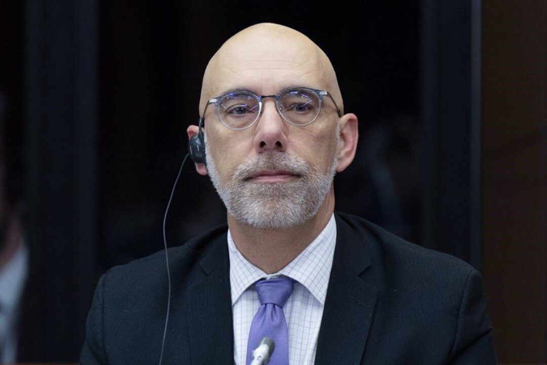 Canadian Tax Cut: Will You Really See a Big Difference?