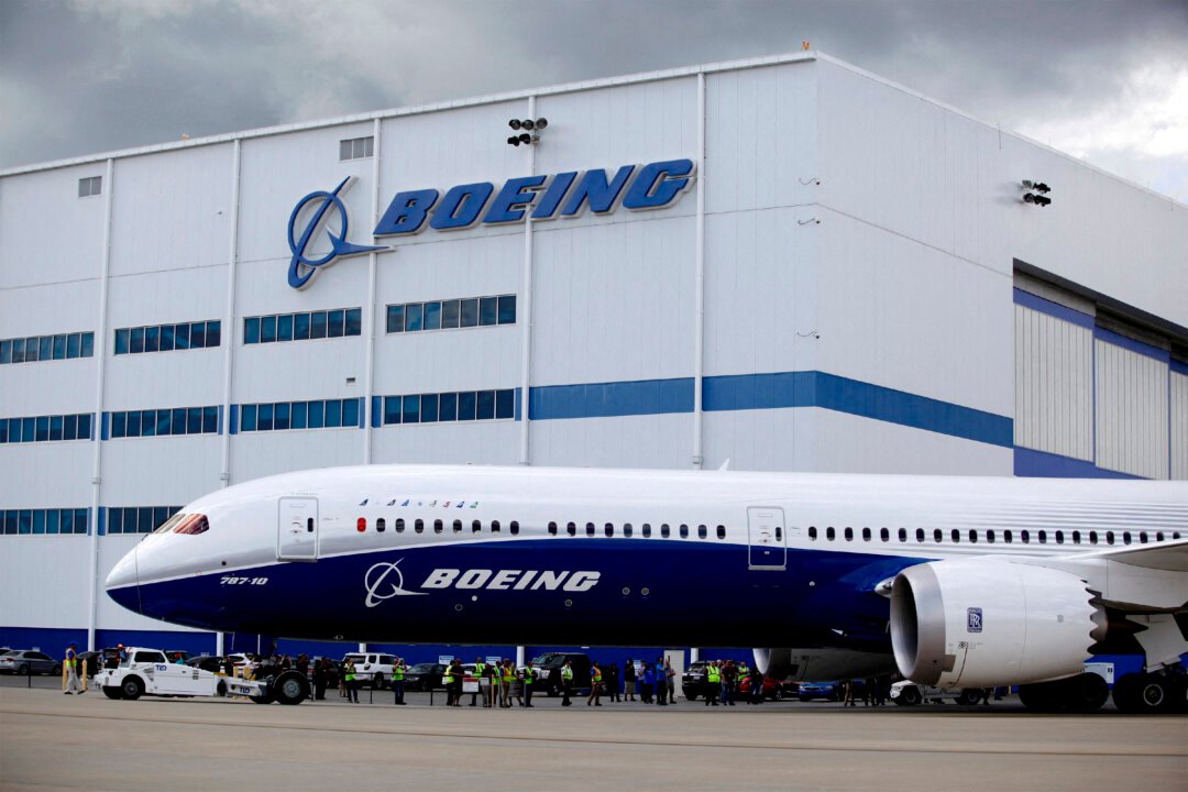 Boeing 787s to Remain Airworthy: FAA Investigation After Air India Tragedy