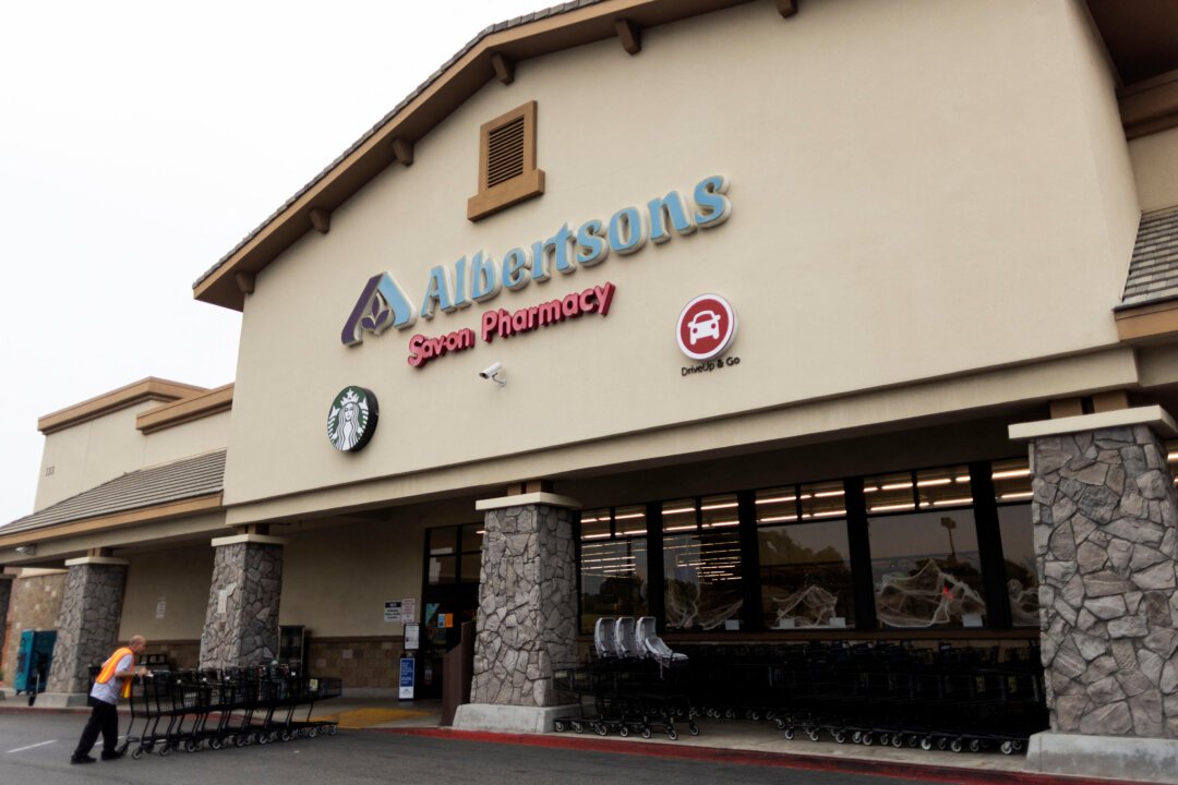 Southern California Grocery Workers Vote to Authorize Strike: Unfair Labor Practices Alleged