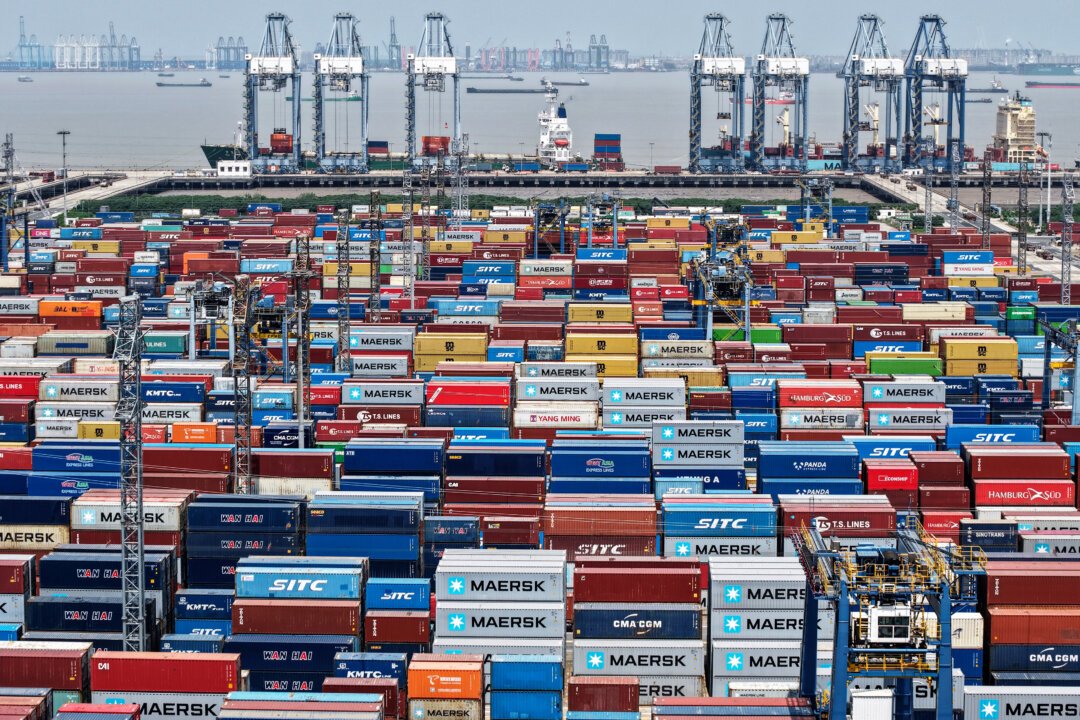 US Trade Deficit Widens in May: A Closer Look at the Numbers
