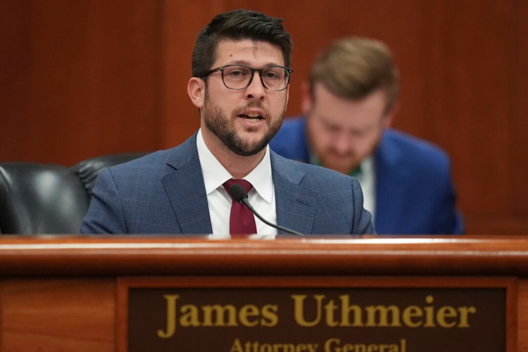 Florida AG Investigates Potential Data Breach: Chinese-Made Medical Devices Under Scrutiny