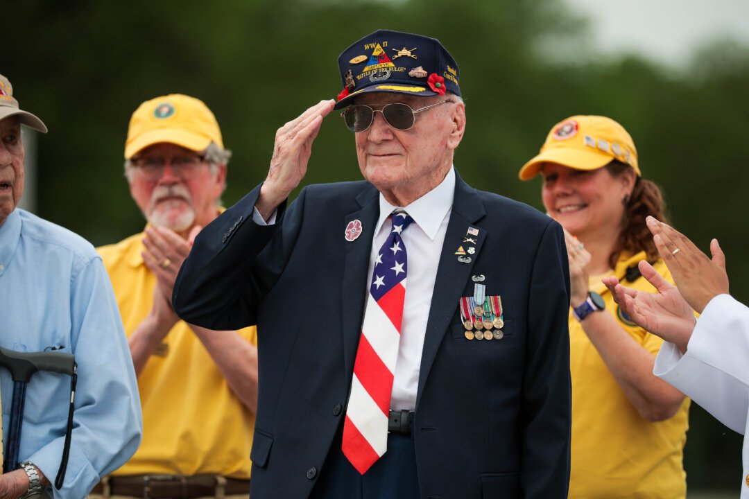 Remembering the Heroes of D-Day: 81st Anniversary Ceremony in Normandy