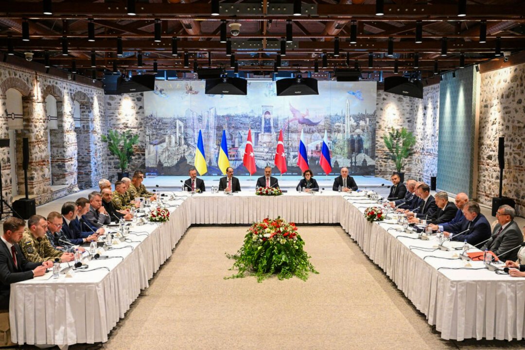 Ukraine-Russia Talks: Prisoner Swap on the Horizon After Brief Turkey Meeting