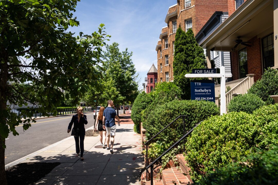 New vs. Existing Homes: Price Gap Shrinks to Historic Low in Q1 2025