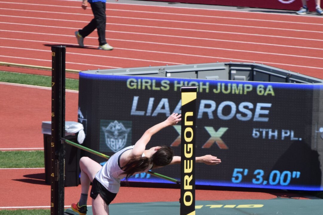 Oregon High School Track: Athletes Protest Transgender Athlete’s Participation