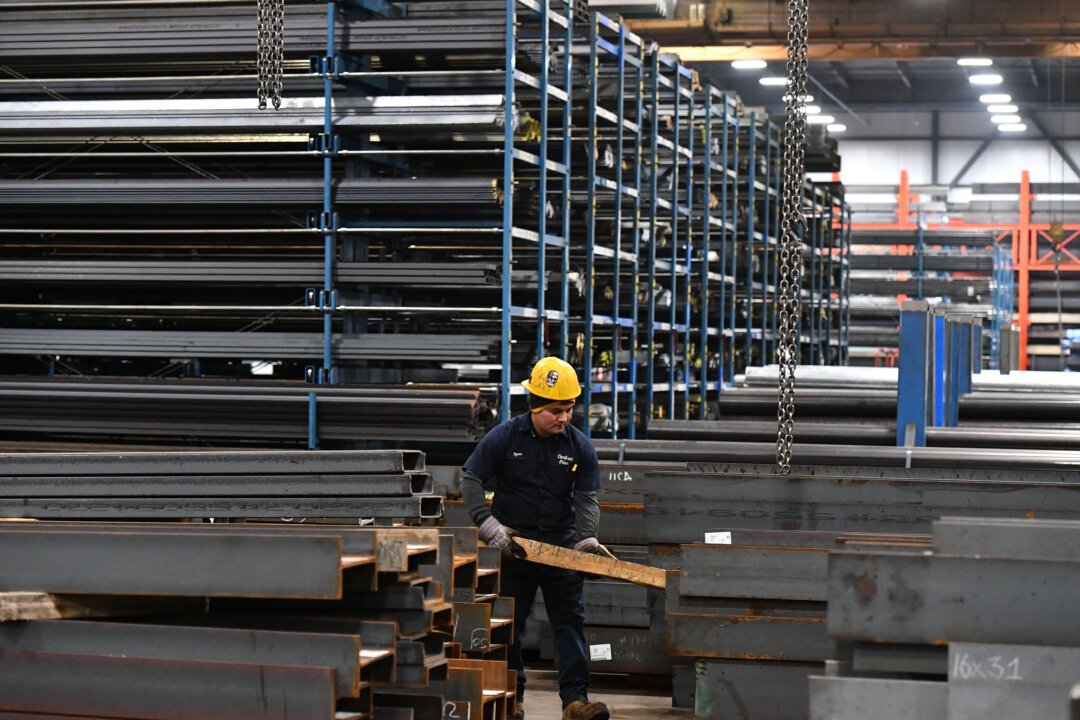 Trump Gives Green Light to US Steel and Nippon Steel Merger: A New Era for American Manufacturing?
