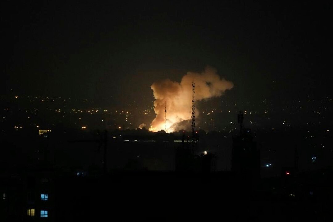 Starmer Calls for De-escalation Amidst Iran-Israel Tensions After Tehran Strikes