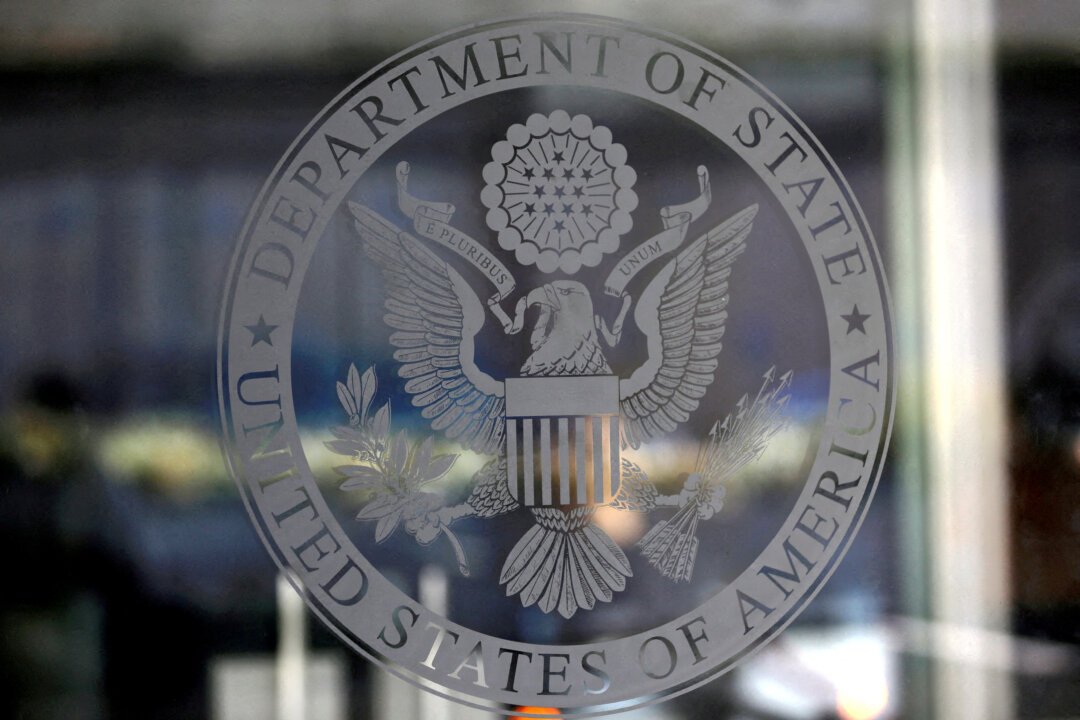 Global Travel Alert: US Citizens Urged to Exercise Caution Following Iran Strikes