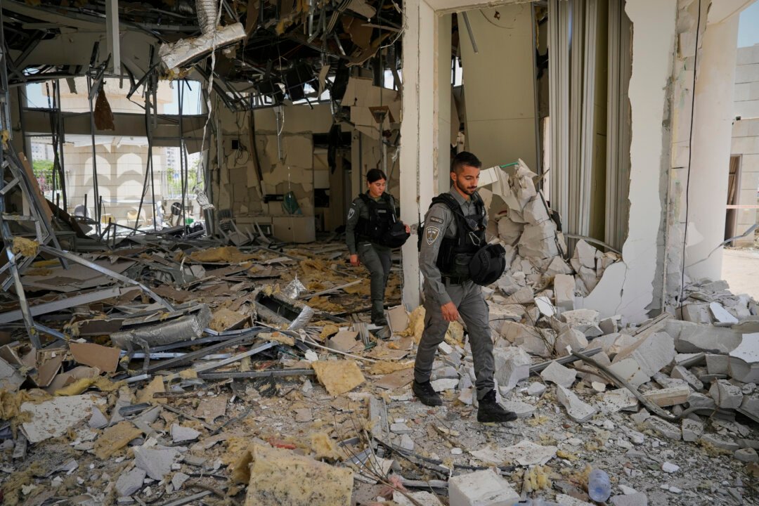 80,000 Canadians in Middle East as Israel-Iran Tensions Soar: What You Need to Know