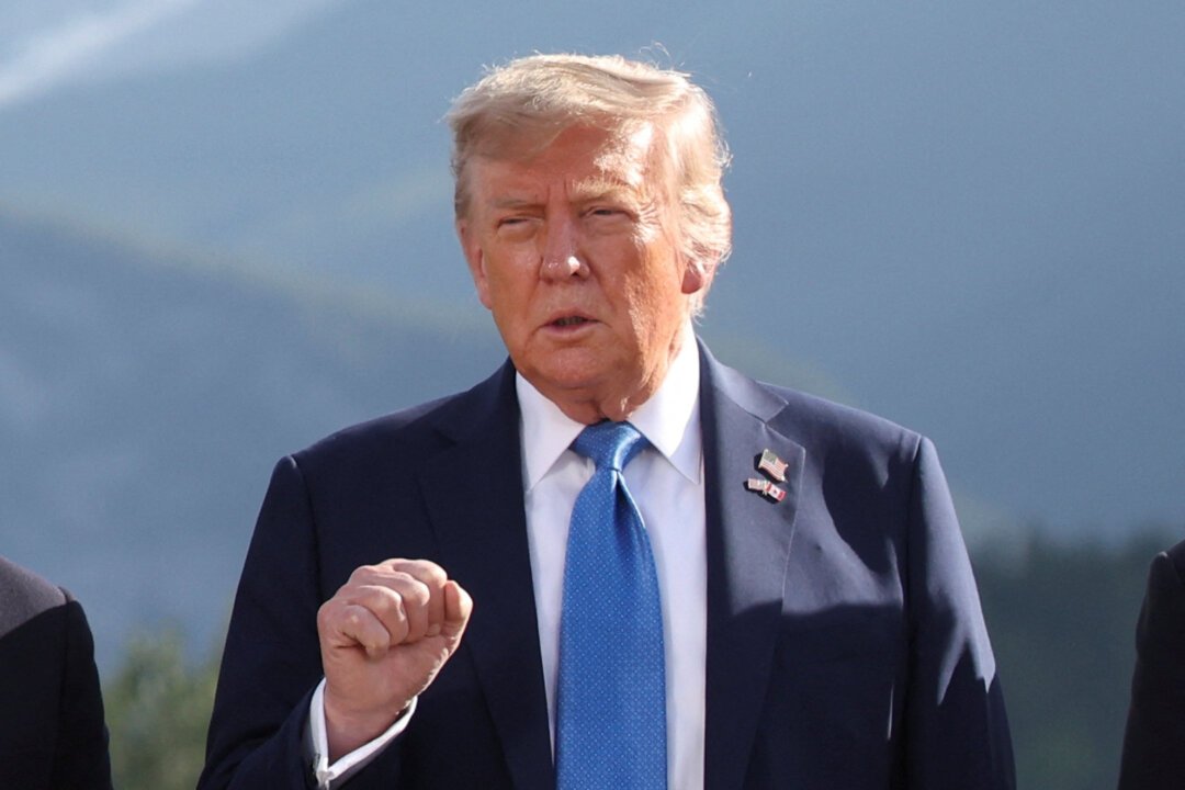 Trump’s Iran Decision: Military Action or Diplomacy? A Two-Week Deadline Looms